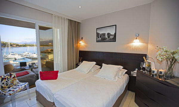 Chambre familiale Luxe proche Ajaccio vue mer