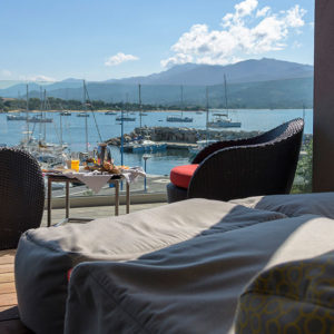 Terrasse Chambre Familiale vue mer Porto Pollo Corse du Sud