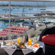 Terrasse Chambre Familiale vue mer Porto Pollo Corse du Sud