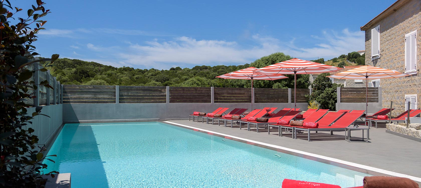 Piscine chauffée en Corse du Sud